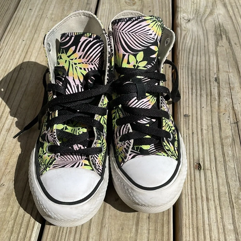 Converse CTAS Platform High Top Tropical Print Sneakers Youth Size 1